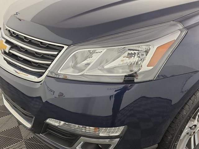 Used 2017 Chevrolet Traverse LT image 48