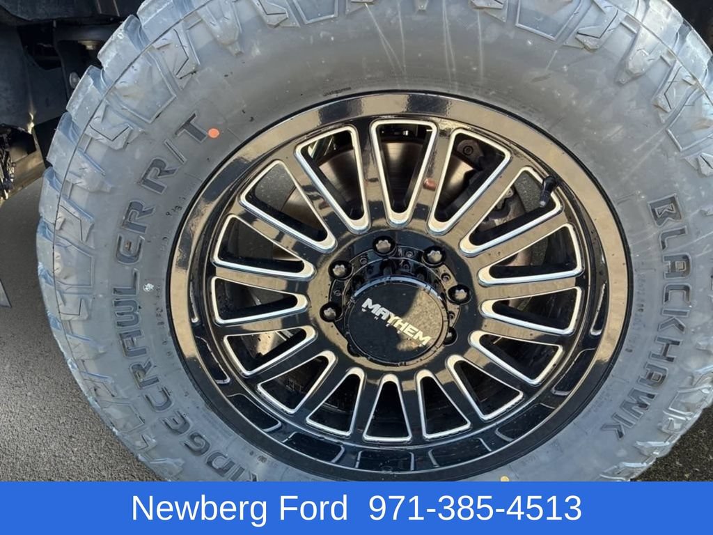 Used 2025 Ford F350 Lariat w/ FX4 Off-Road Package AWD/4WD image 15