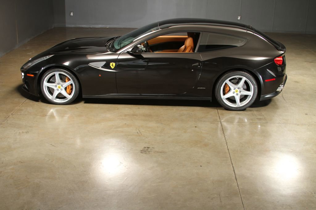 Used 2016 Ferrari FF image 49