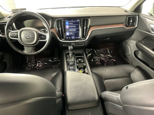 Used 2021 Volvo S60 T6 Momentum AWD/4WD image 18