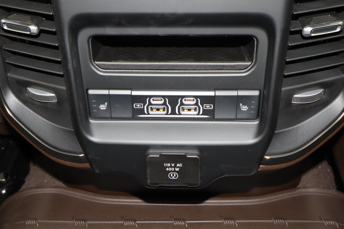 New 2026 RAM 3500 Longhorn image 23