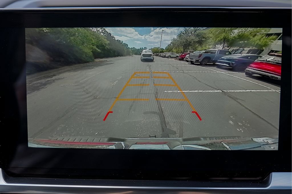 New 2026 GMC Sierra 1500 SLT image 12