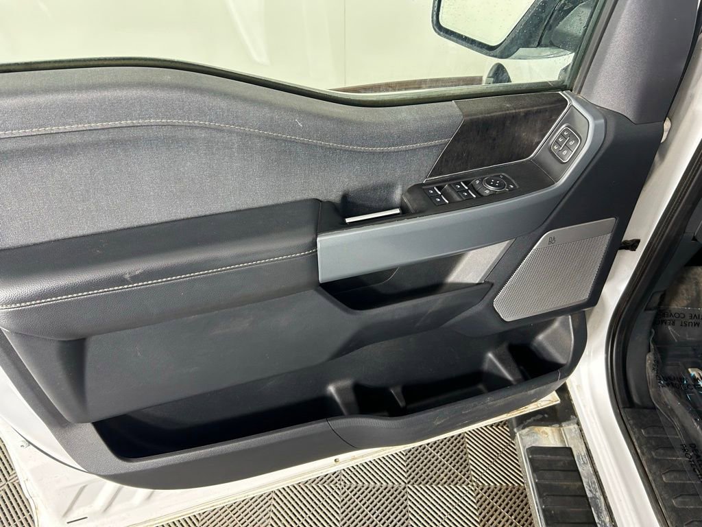 Used 2023 Ford F150 Lariat AWD/4WD image 12