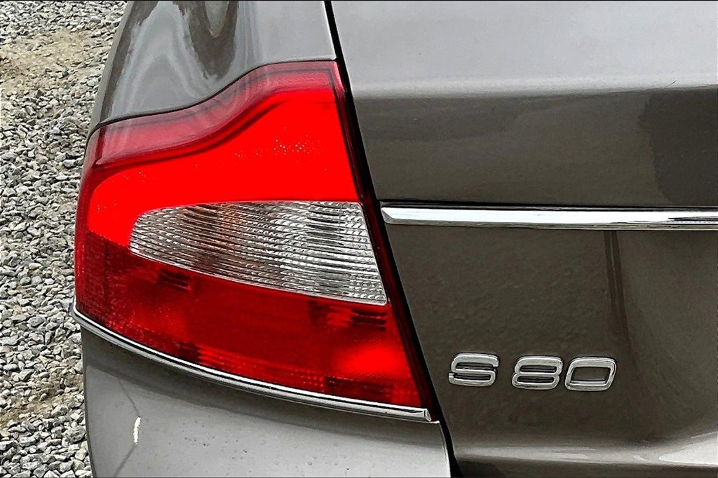 Used 2012 Volvo S80 T6 w/ Climate Pkg image 28