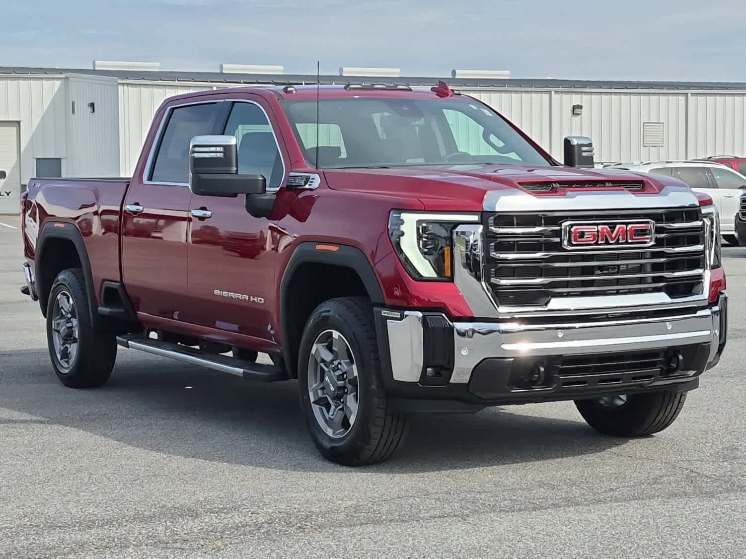Used 2026 GMC Sierra 2500 SLT w/ SLT Premium Package AWD/4WD image 3