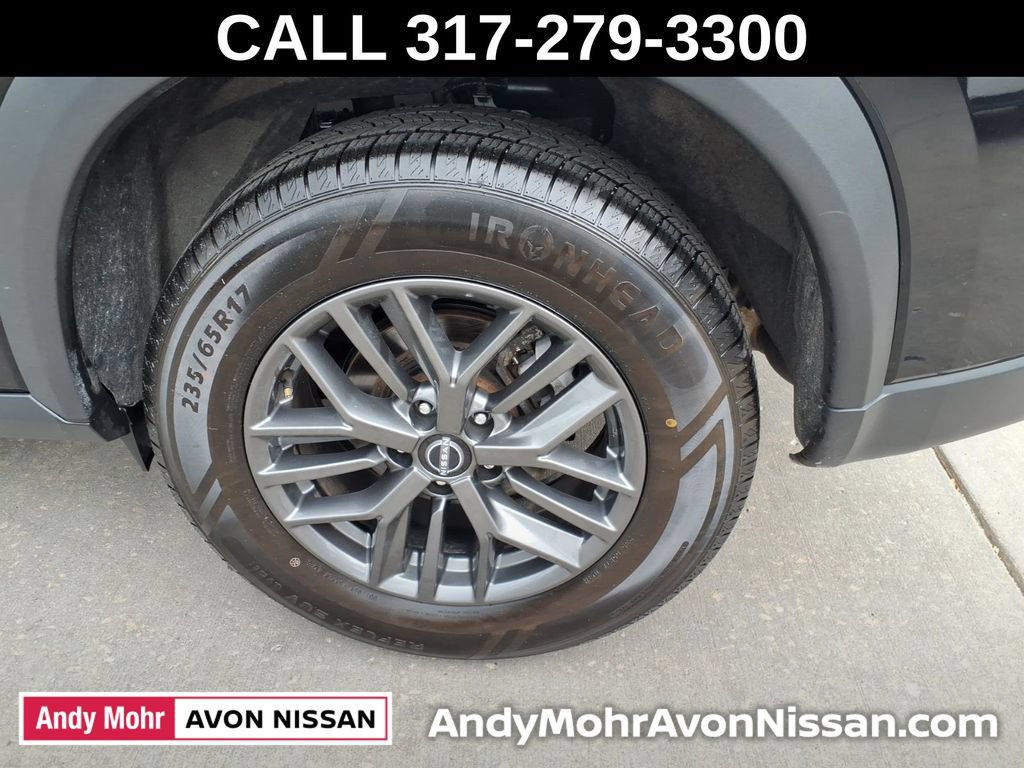 Used 2024 Nissan Rogue S FWD image 11