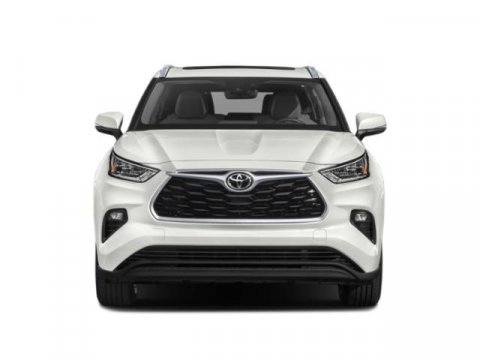 Used 2021 Toyota Highlander XLE AWD/4WD image 7