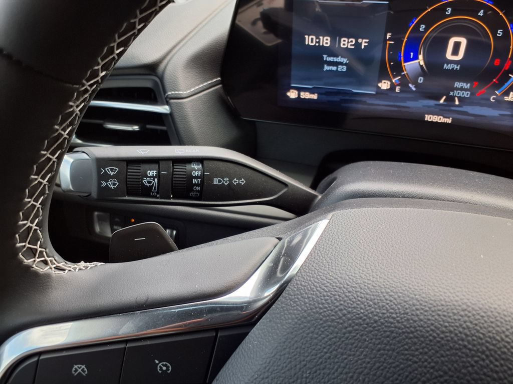 Used 2026 Chevrolet Traverse LT w/ LPO, Floor Liner Package FWD image 26