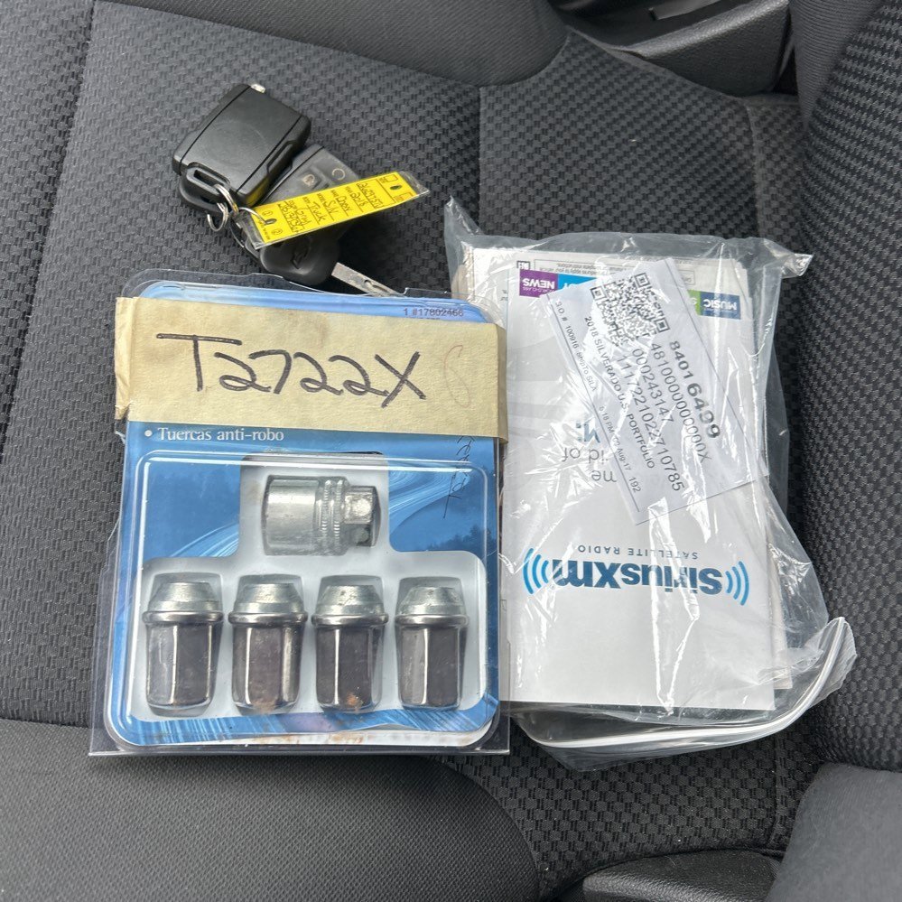 Used 2018 Chevrolet Silverado 1500 LT w/ All Star Edition image 23