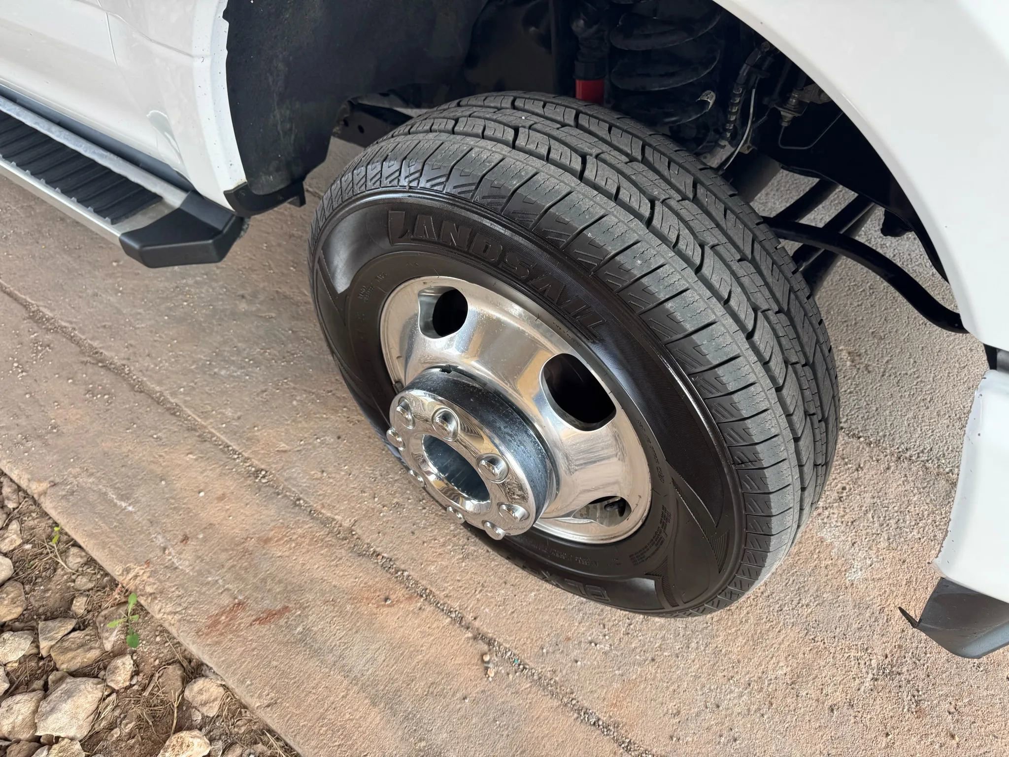 Used 2022 Ford F350 XLT w/ XLT Premium Package image 29