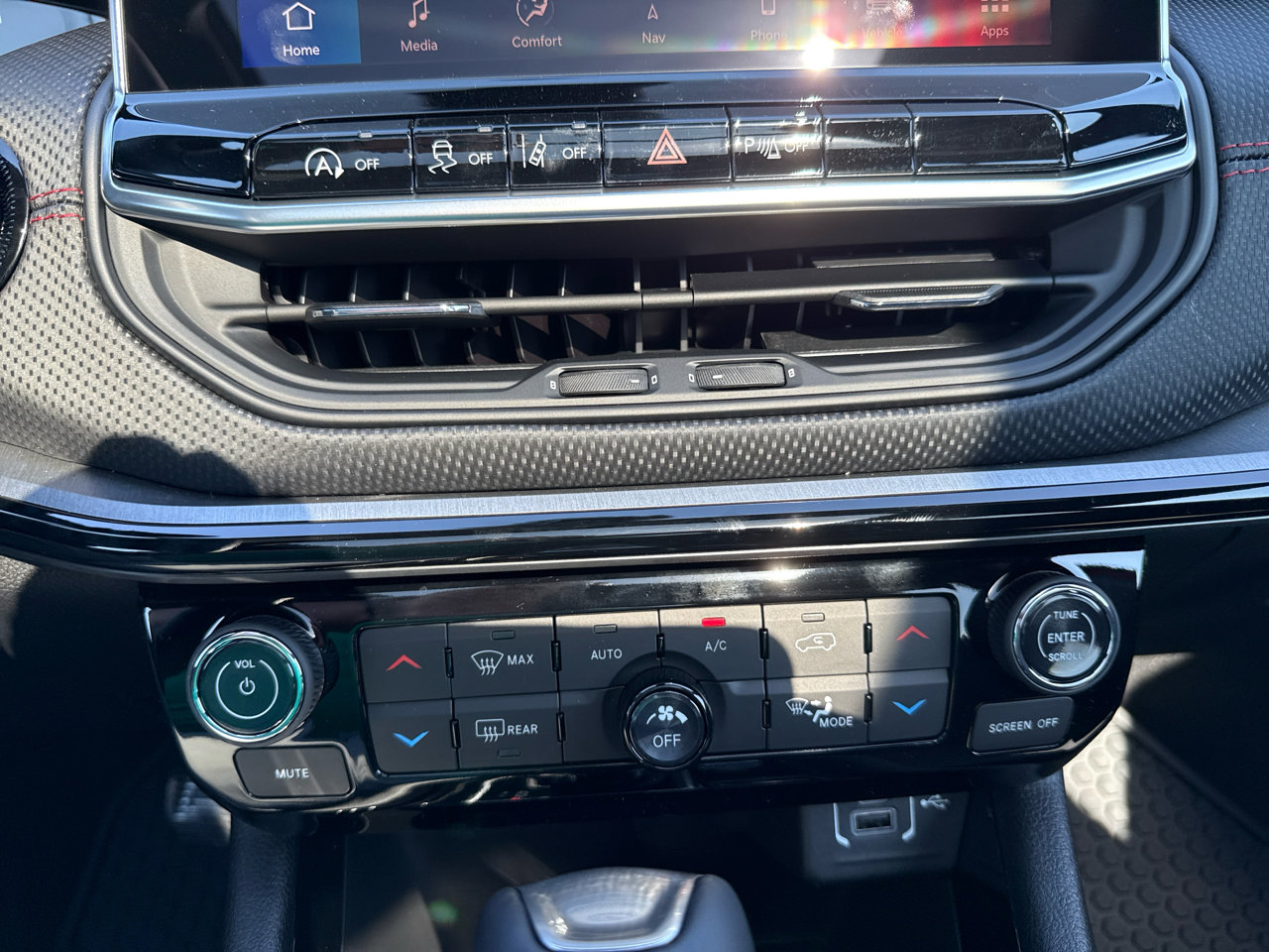 New 2026 Jeep Compass Trailhawk image 33