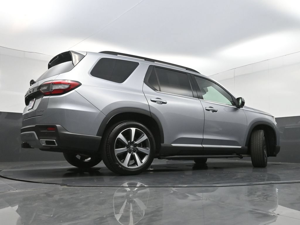 Used 2024 Honda Pilot Elite image 34