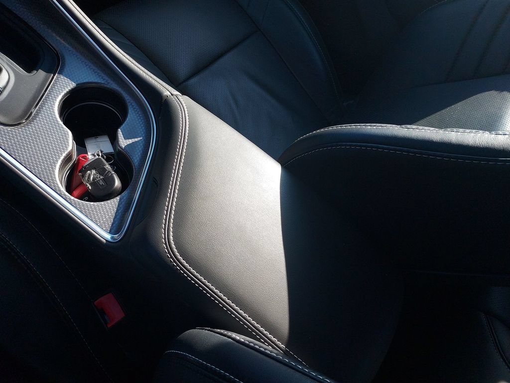Used 2015 Dodge Challenger SRT Hellcat RWD image 27