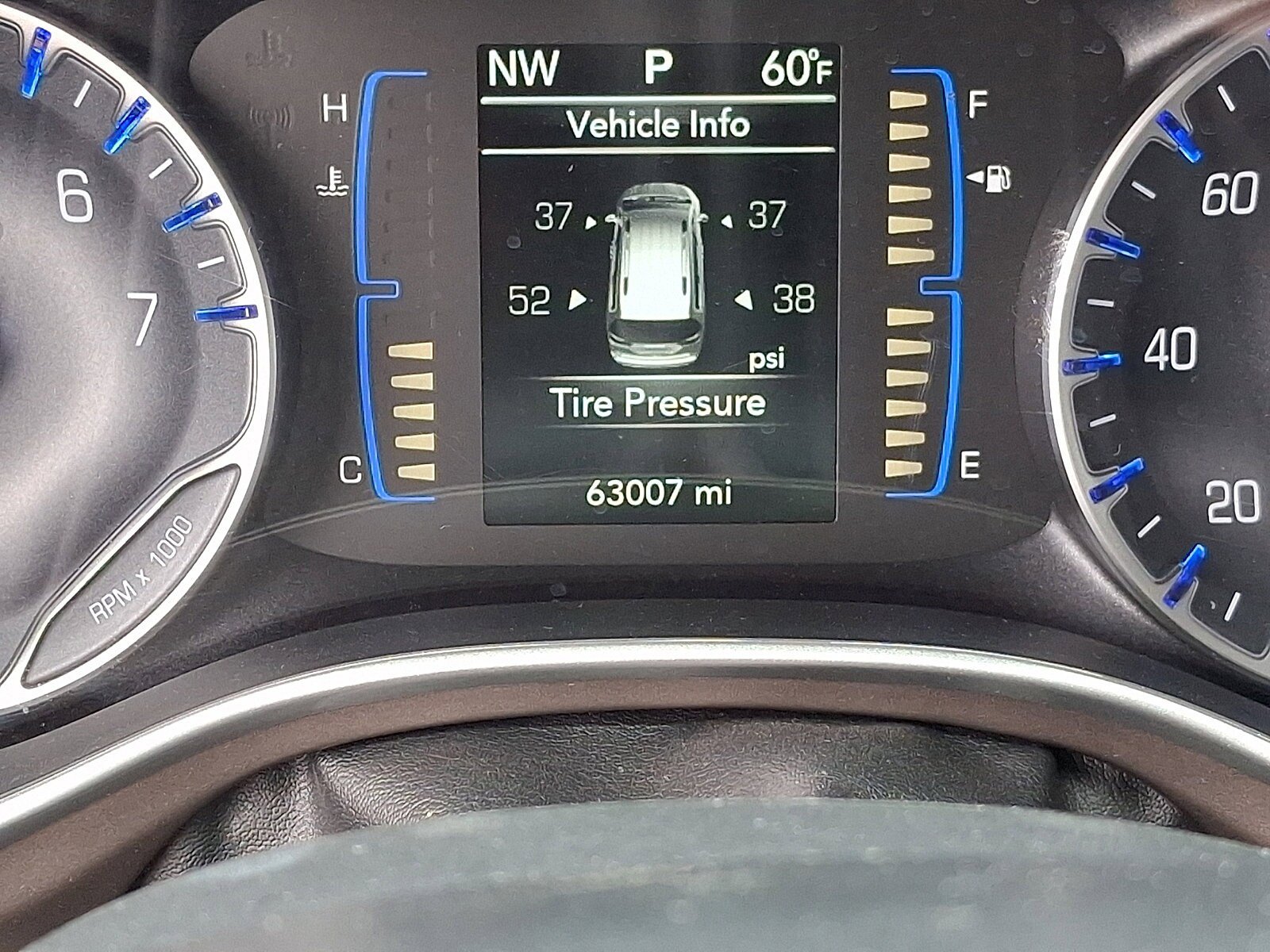 Used 2023 Chrysler Voyager LX FWD image 20