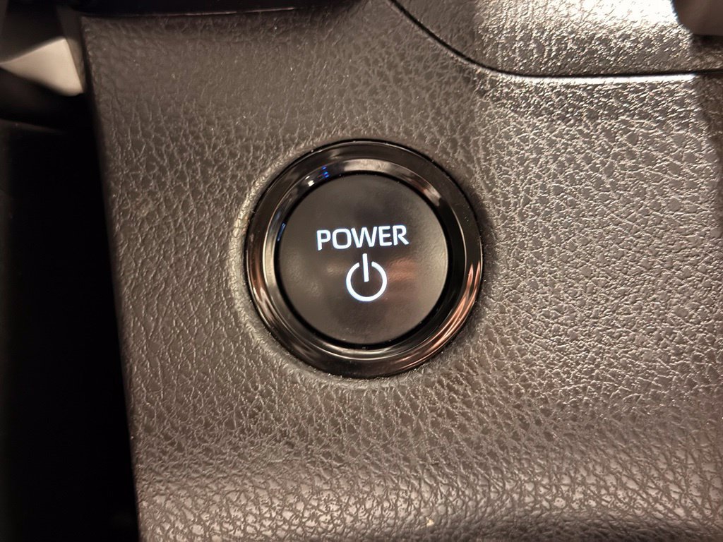 Used 2025 Toyota Camry LE FWD image 20