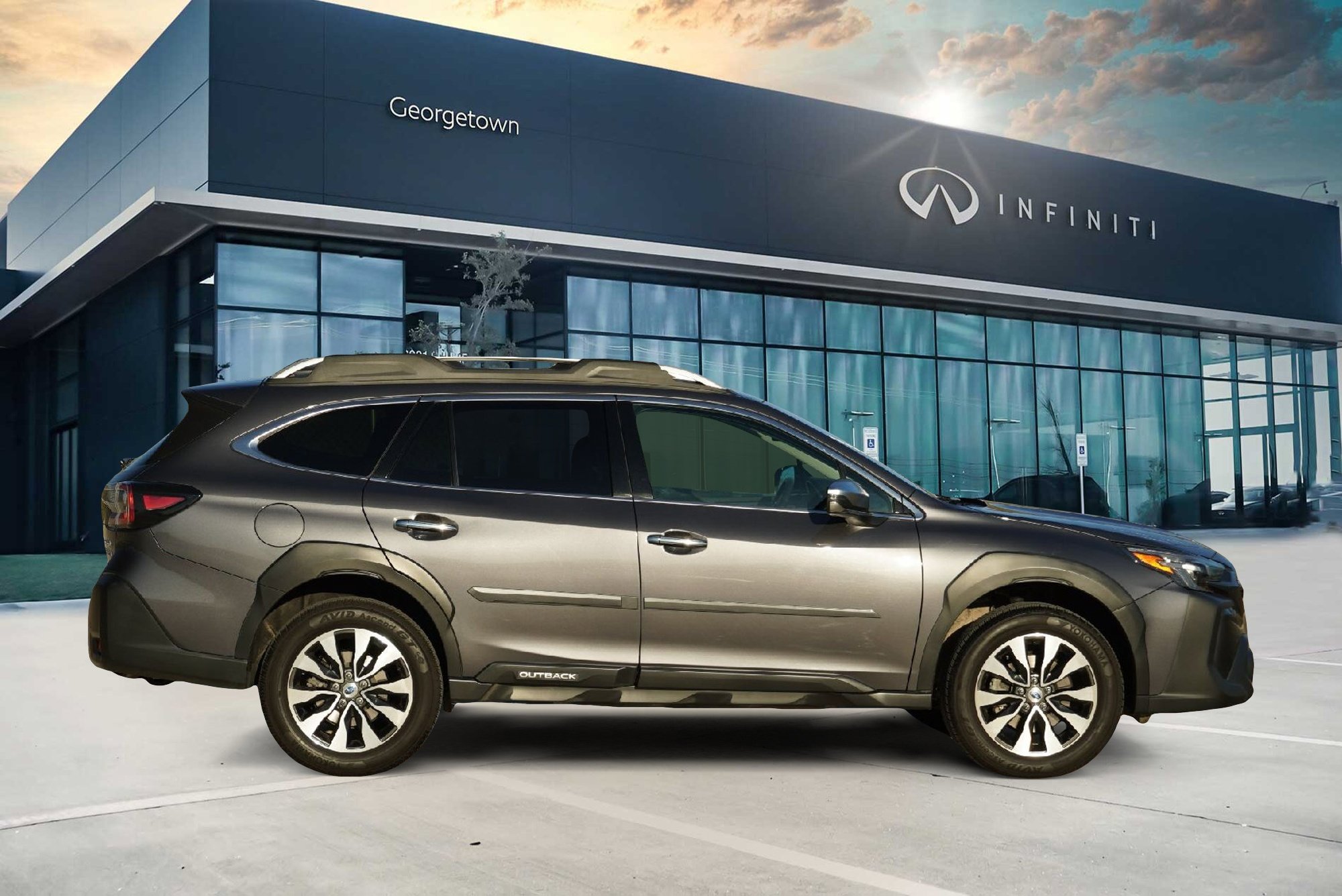 Used 2023 Subaru Outback Touring XT image 4