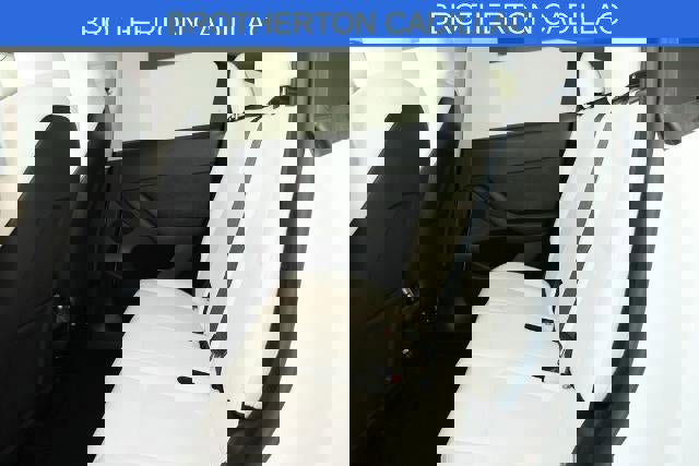 Used 2024 Tesla Model Y Long Range AWD/4WD image 31