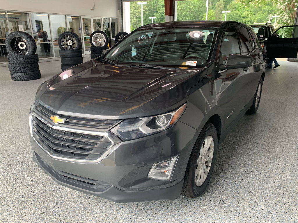 Used 2020 Chevrolet Equinox LT FWD image 2