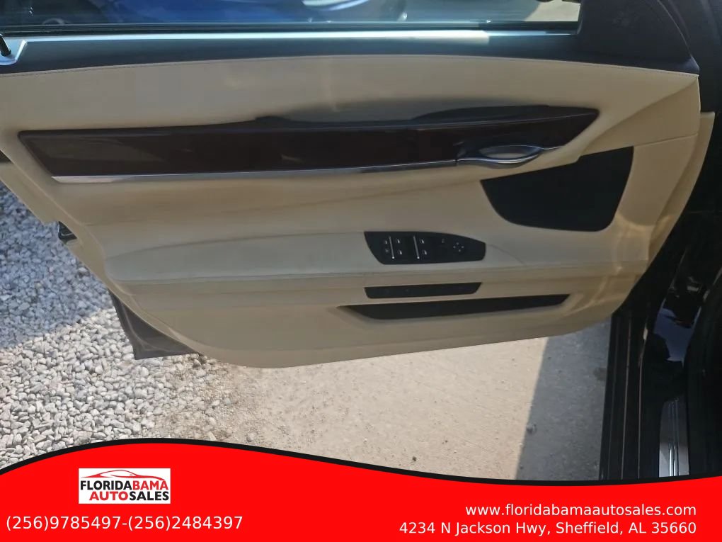 Used 2011 BMW 750Li w/ Luxury Rear Seating Pkg RWD image 11