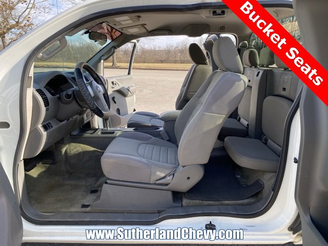 Used 2013 Nissan Frontier S image 12
