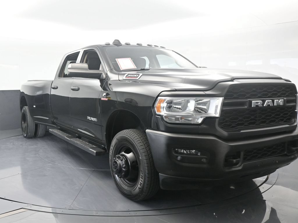 Used 2019 RAM 3500 Tradesman RWD image 9