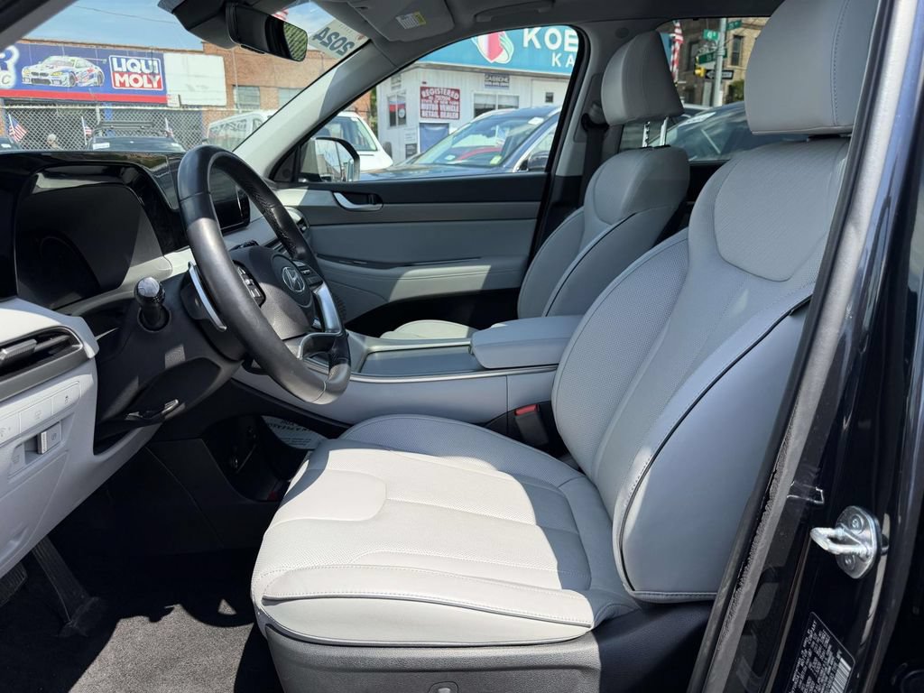Certified 2024 Hyundai Palisade SEL w/ Premium Package AWD/4WD image 17
