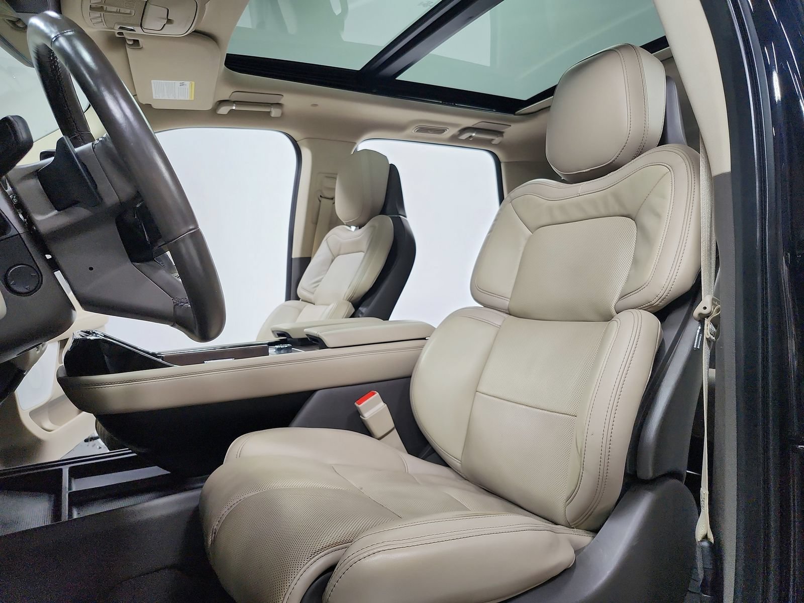 Used 2023 Lincoln Navigator L Reserve AWD/4WD image 20