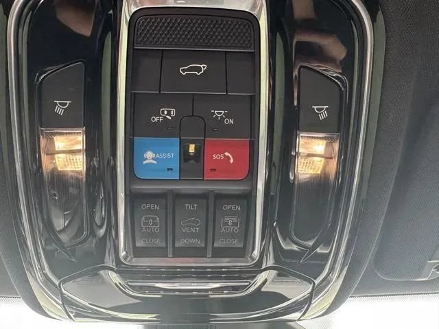 Used 2024 Jeep Grand Cherokee L Overland w/ Trailer Tow Package AWD/4WD image 29