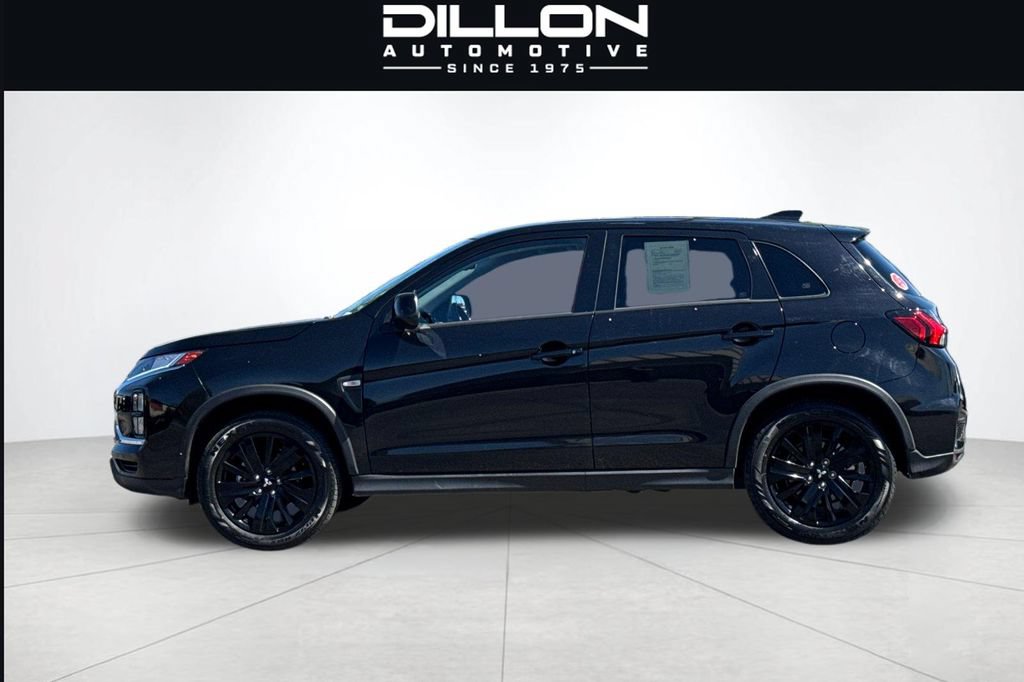 Used 2025 Mitsubishi Outlander Sport LE AWD/4WD image 7