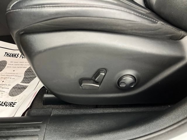 Used 2022 Jeep Cherokee Limited AWD/4WD image 36