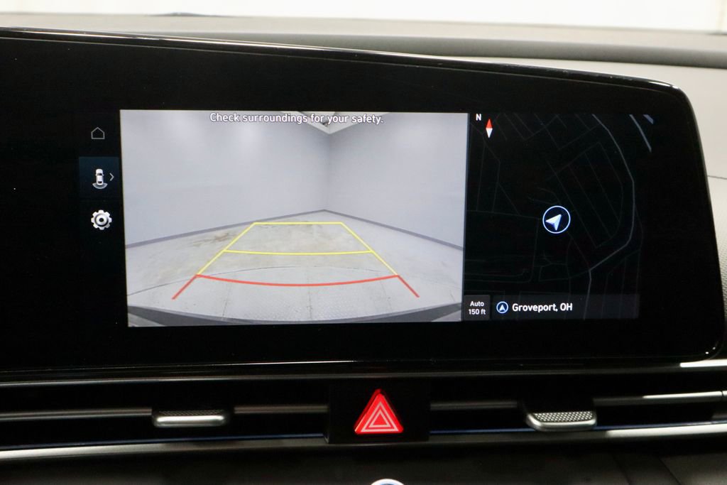 Certified 2024 Hyundai Elantra SEL image 2