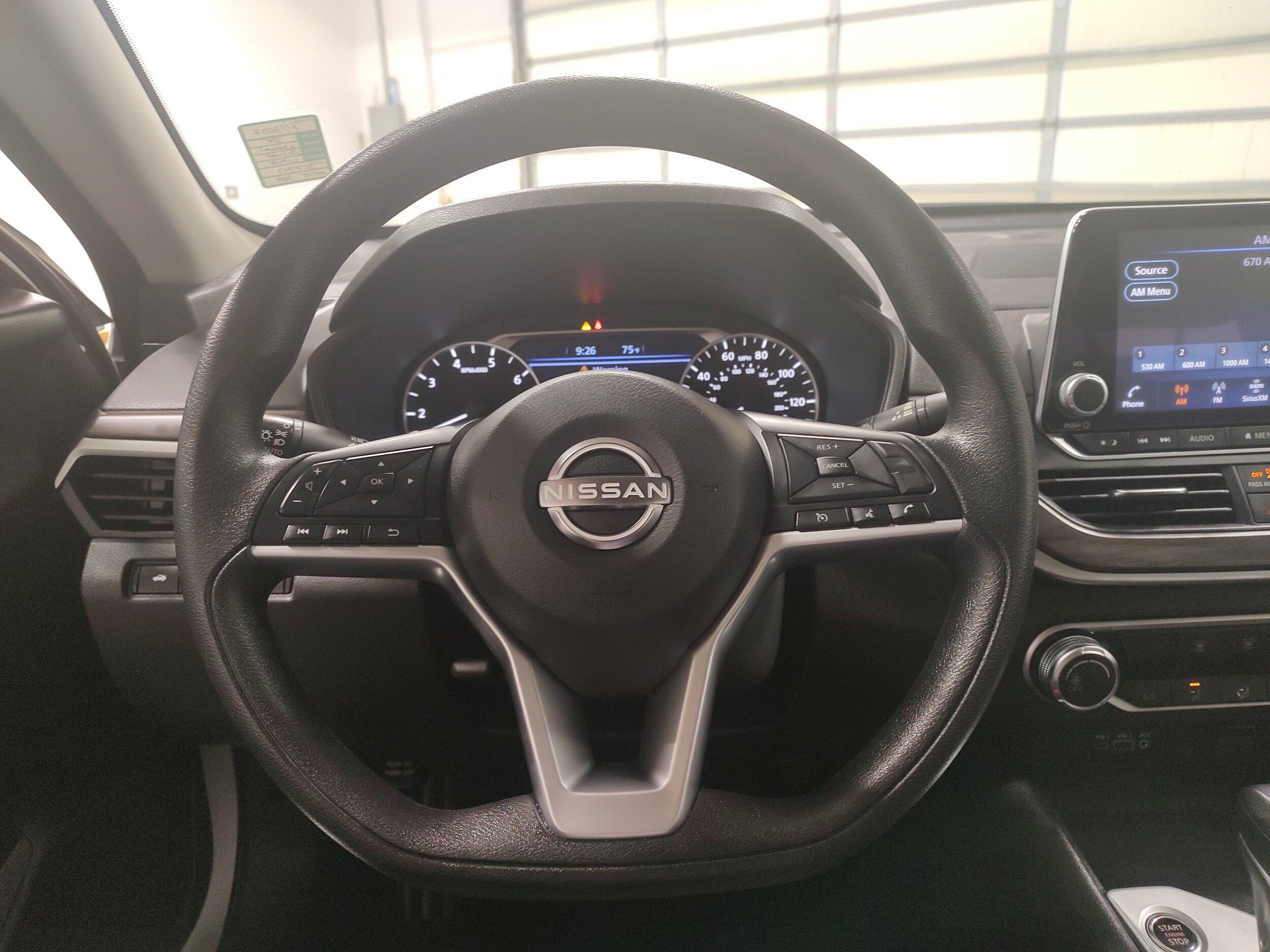 Used 2025 Nissan Altima 2.5 SV FWD image 5