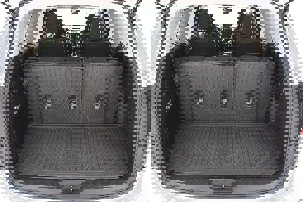 Used 2022 Subaru Ascent Limited w/ Technology Package image 34