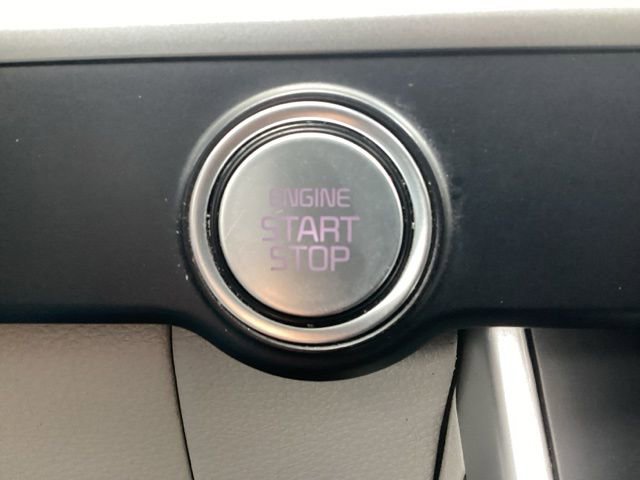 Used 2023 Kia Carnival LX FWD image 30