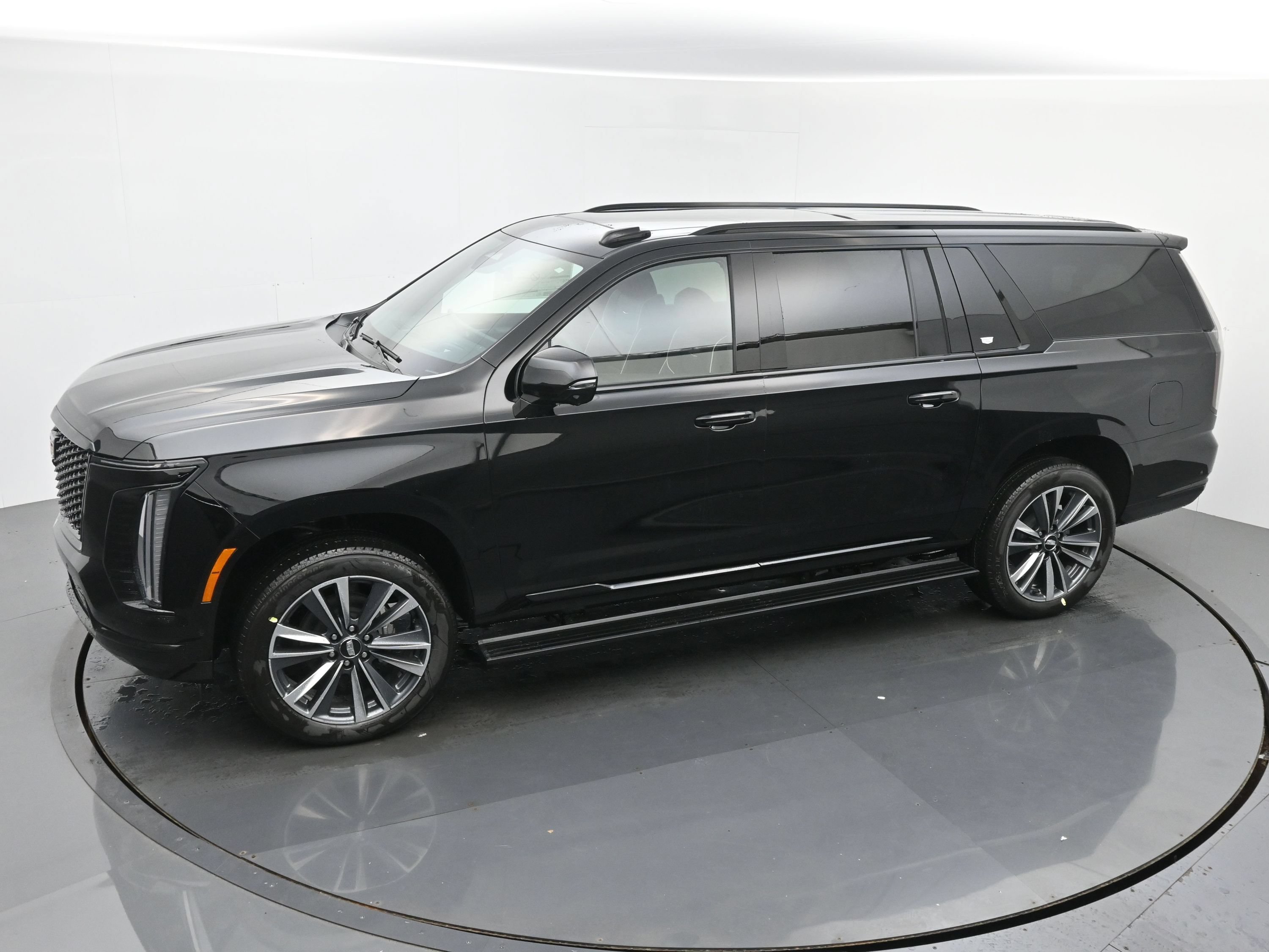New 2026 Cadillac Escalade ESV Sport w/ Touring Package AWD/4WD image 24