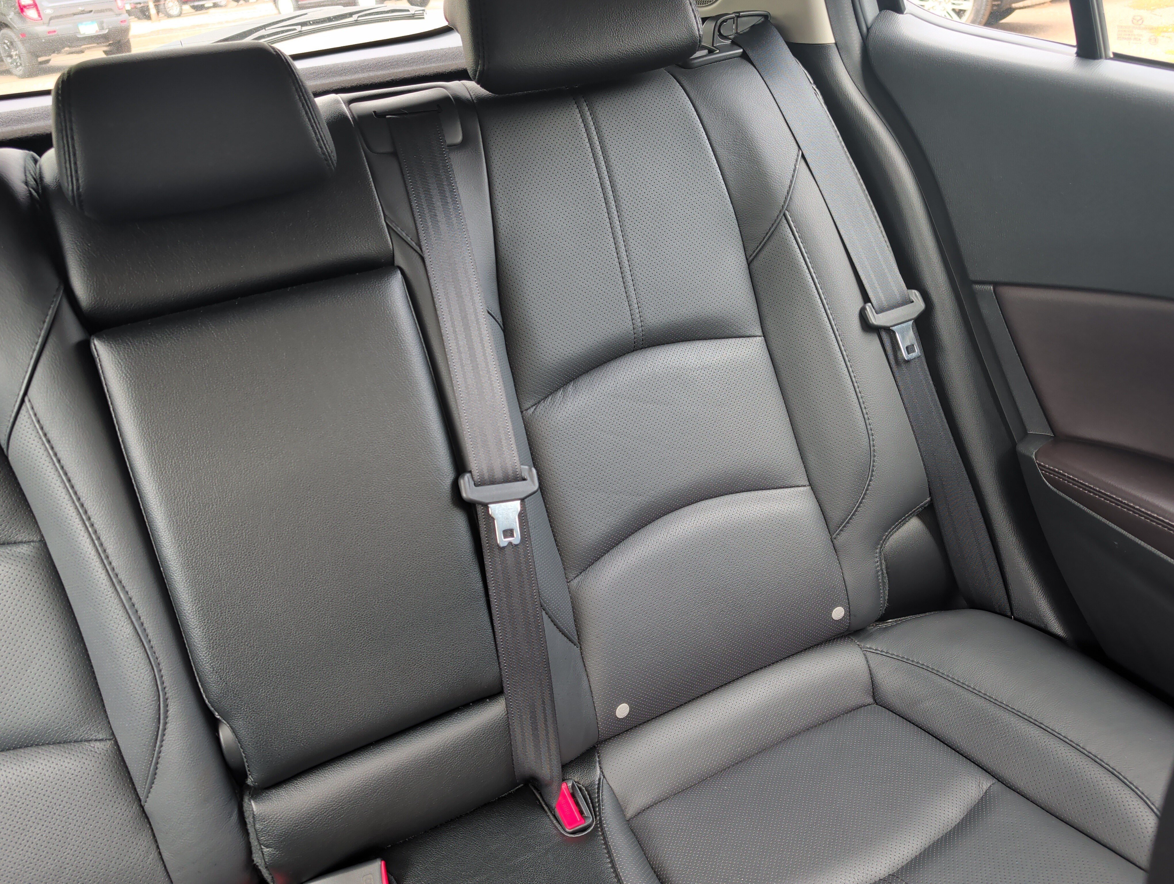 Used 2017 MAZDA MAZDA3 Grand Touring FWD image 14