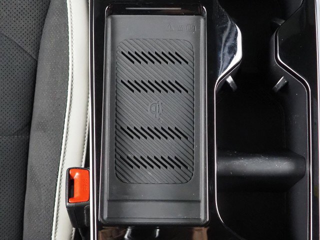 Used 2023 Kia EV6 GT-Line w/ GT-Line Suede Seat Package image 27