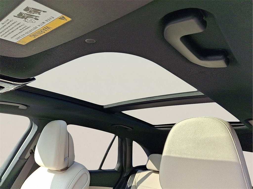 Used 2023 Mercedes-Benz GLC 300 4MATIC image 15