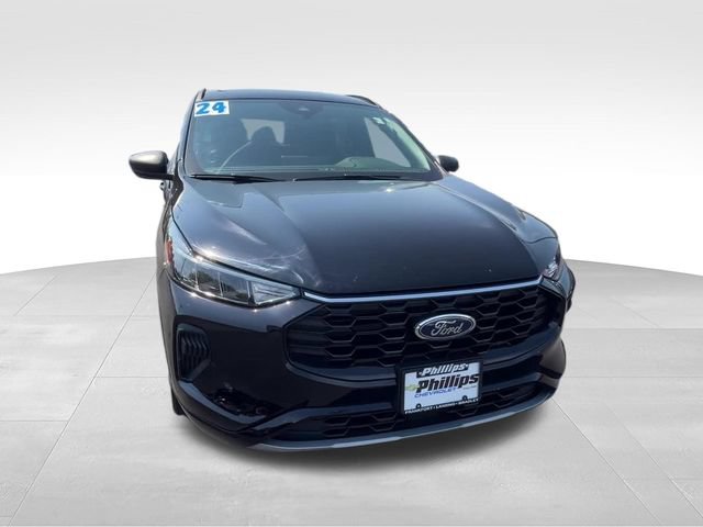 Used 2024 Ford Escape ST-Line w/ Tech Pack #1 AWD/4WD image 8