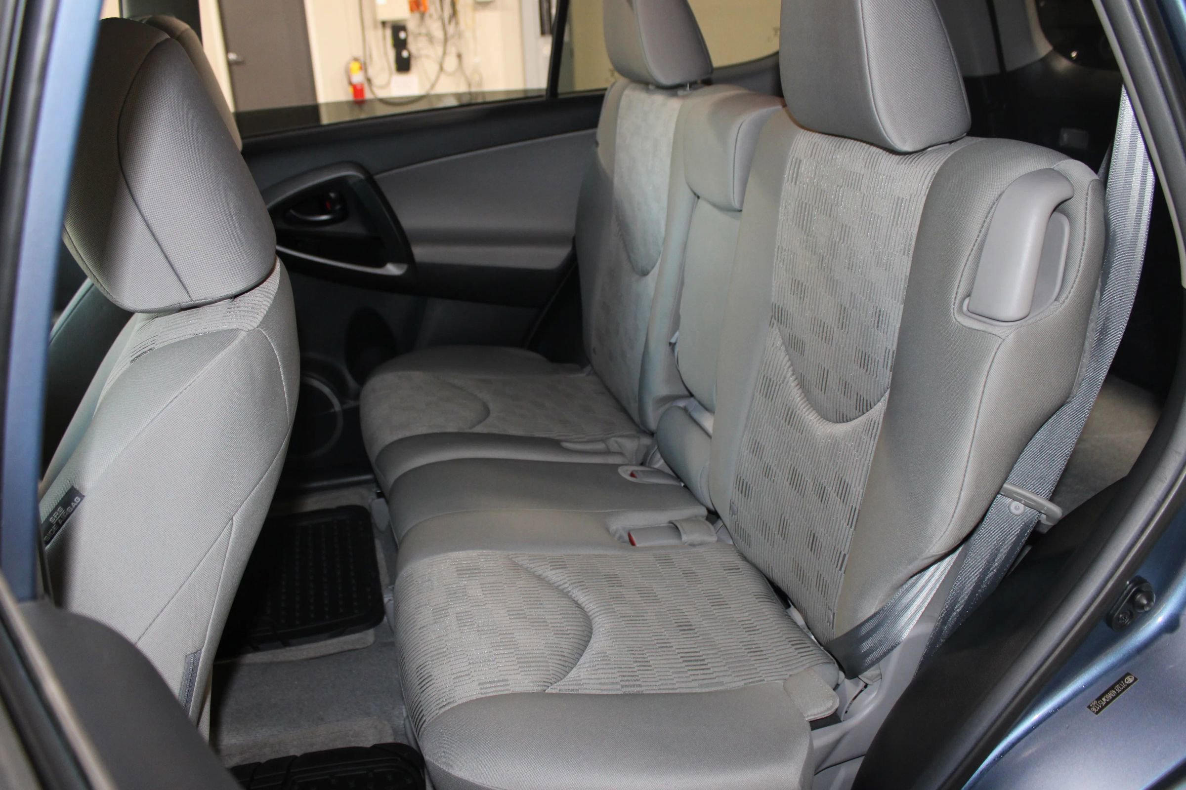 Used 2012 Toyota RAV4 FWD w/ Value Pkg image 20