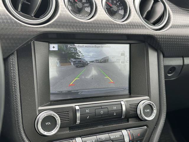 Used 2018 Ford Mustang GT Premium w/ GT Performance Package RWD image 19