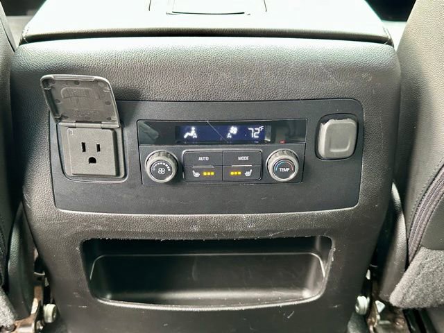 Used 2020 GMC Yukon SLT image 19