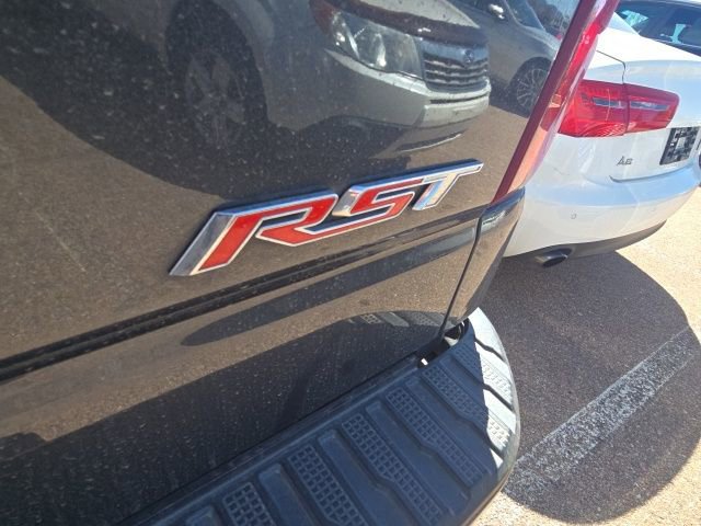 Used 2020 Chevrolet Silverado 1500 RST image 12