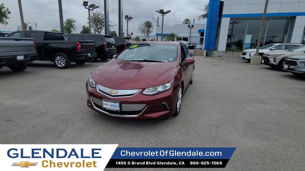 Used 2017 Chevrolet Volt LT image 3