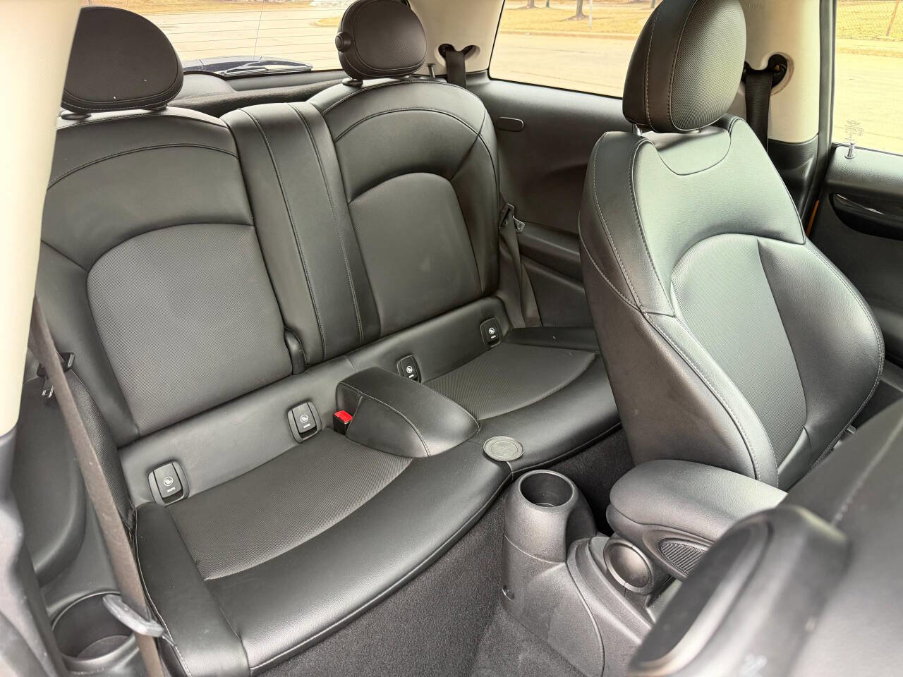 Used 2018 MINI Cooper S image 25