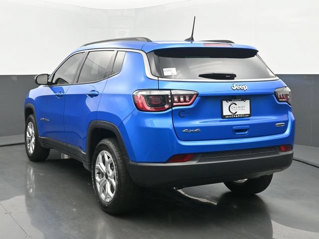 New 2025 Jeep Compass Latitude w/ Sun & Sound Group AWD/4WD image 4