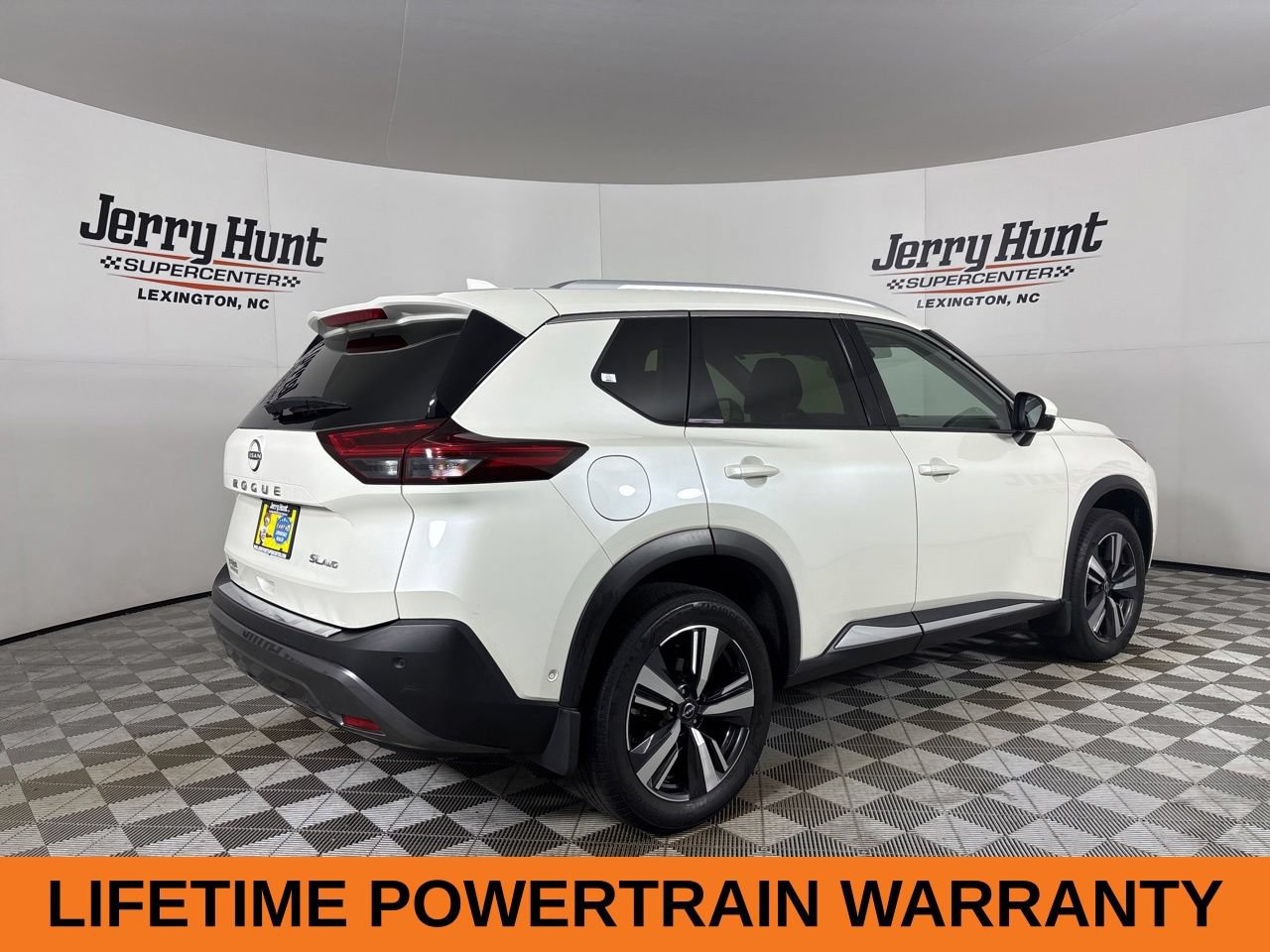 Used 2023 Nissan Rogue SL w/ SL Premium Package AWD/4WD image 5