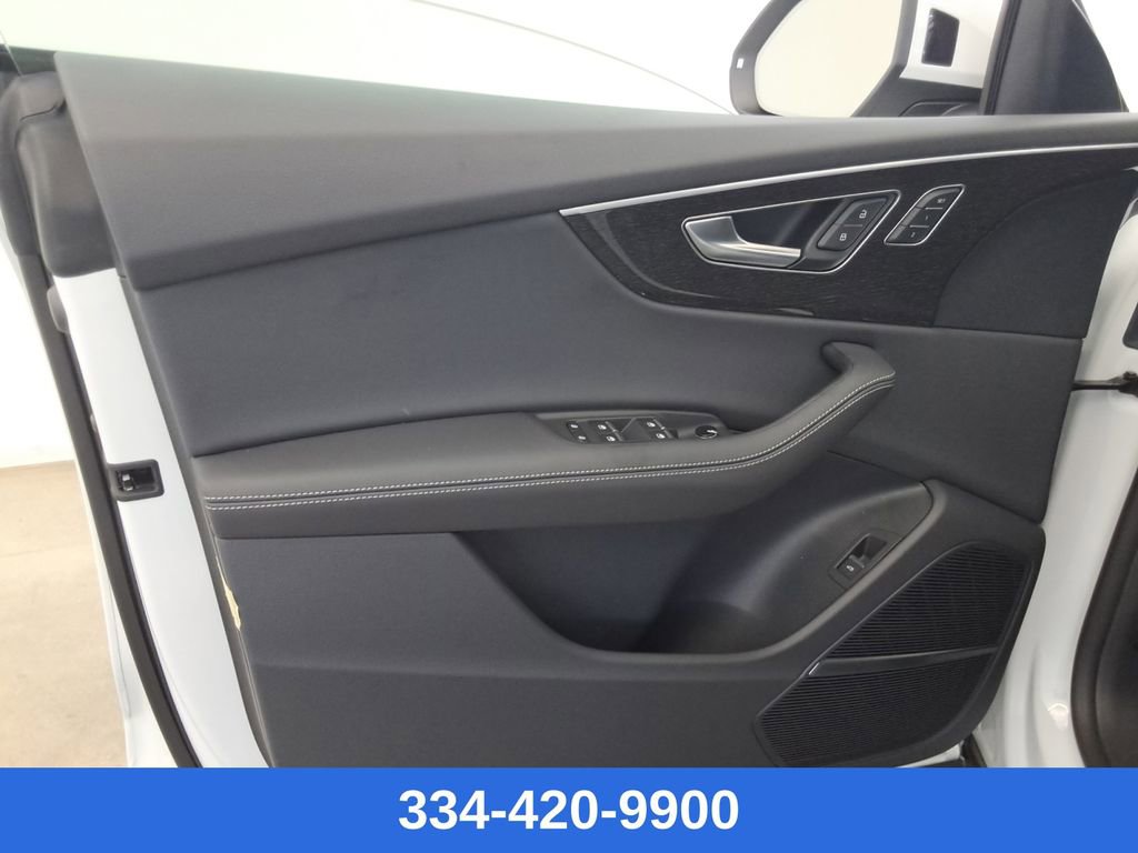 New 2026 Audi Q8 Premium Plus image 17