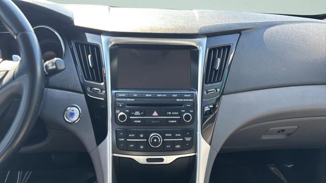 Used 2014 Hyundai Sonata SE w/ Premium Package 04 image 16