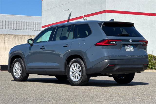 Certified 2024 Toyota Grand Highlander AWD image 7